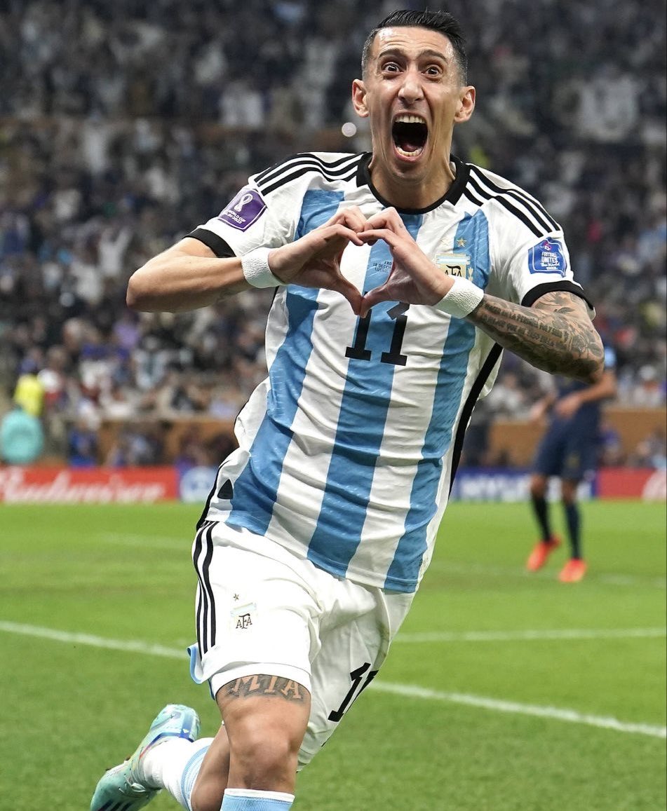 A L I E N💙👽 tweet media