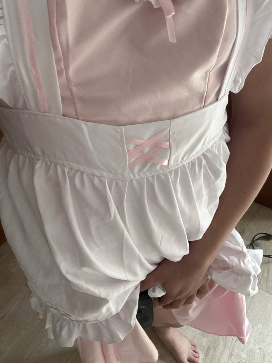 MsFindomCF's tweet photo. Locked Sissy RT Game

$2/$2/$2
1 Comment
10 Minutes 

He’ll be locked up for the total and have to send it!

He’s going to be meet his friends in 40 minutes so let’s make it longer!

He’s being shocked too and is completely broken! https://t.co/3wT0X2Xina