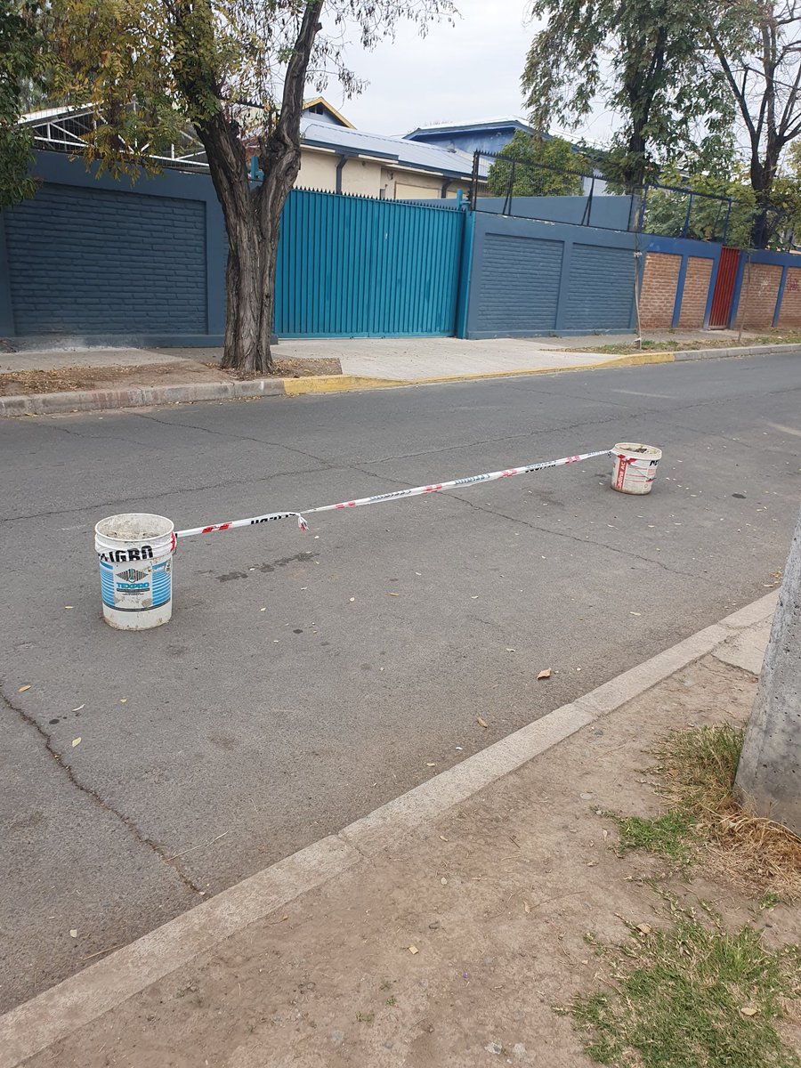 HidromielChile's tweet photo. @ragliatim @exalcaldesoto 
# rancagua PELIGRO CALLE MAC IVER ENTRE MUJICA Y CUEVAS @RcguaTransparen @TTIOhiggins https://t.co/iwTUOR92aU