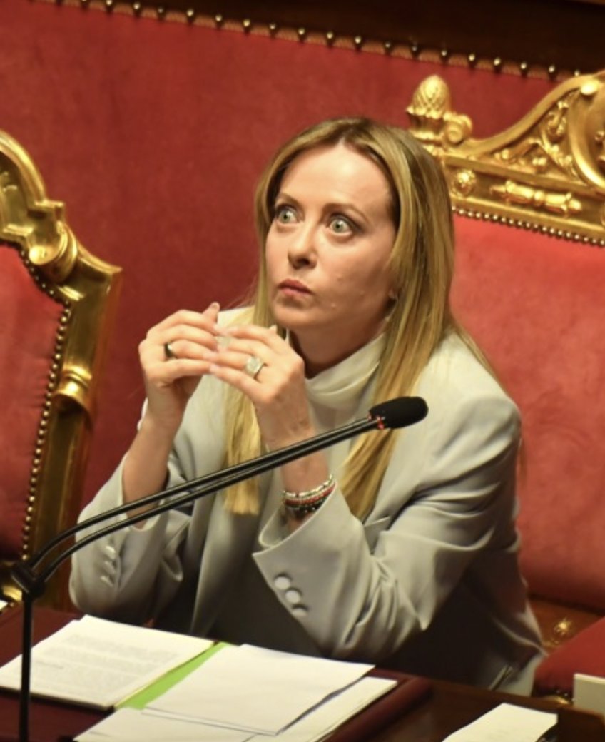 nonleggerlo tweet media