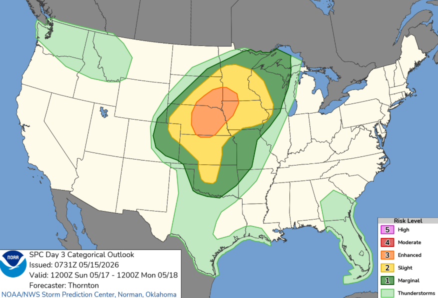 AnalystBrady1's tweet photo. SEVERE WEATHER OUTBREAK is possible on Sunday across the Great Plains and Midwest!

Very large hail, damaging winds, and a few strong tornadoes are likely. This will be a double-edged sword, with discrete supercells and a line of thunderstorms likely. SWC POSSIBLE SUNDAY!!! https://t.co/VUMbP4TC26