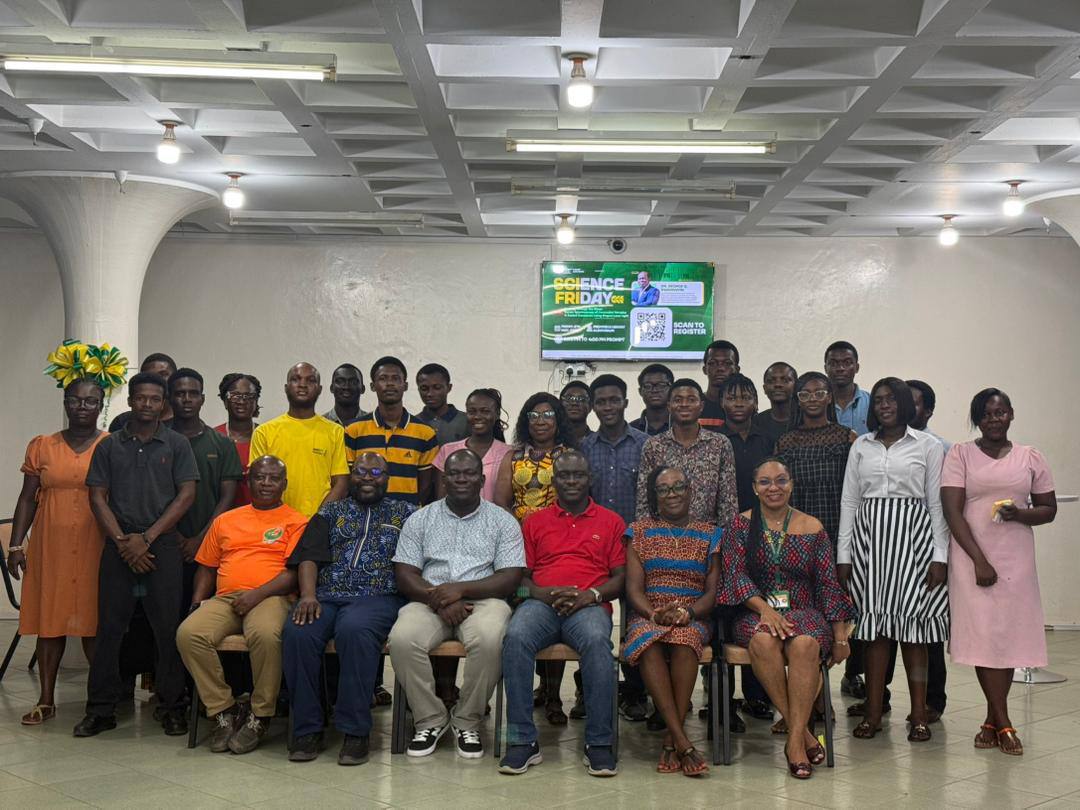 knust_library's tweet photo. Dr. Dwapanyin noted that global libraries are increasingly aware of these handling risks: “Some of these books contain pigments with arsenic... If you are constantly handling them without protection, it can become dangerous over time.” https://t.co/icNbvZWCDy