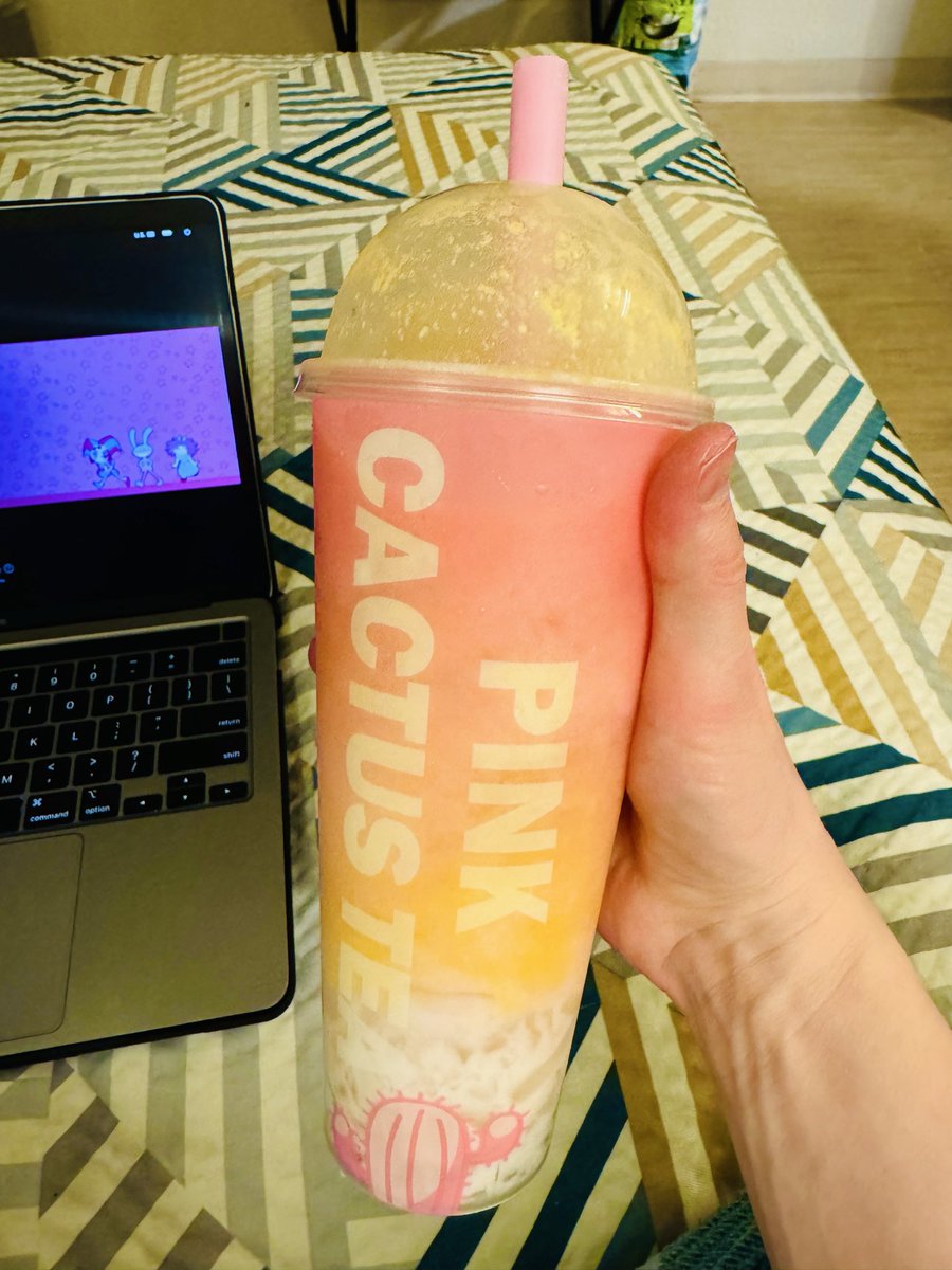 WaywardBun's tweet photo. I think I got drinks from this place like every night I was in Vegas. Hands down some of the best bubble tea out there 💕🌵 https://t.co/aacPorssoT