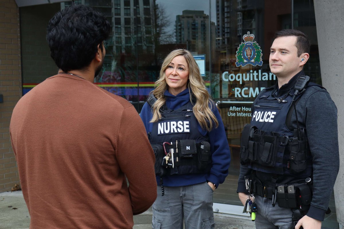 cqrcmp's tweet photo. During #NationalPoliceWeek, we recognize the power of partnership and our shared #CommitmentToServe. 👮🩵
The #CoquitlamRCMP Mobile Integrated Crisis Response (MICR) team brings this to life, pairing officers with healthcare professionals to better support people experiencing mental health or substance use crises. Beyond immediate response, they help connect individuals with services and care in the community.
#NPW2026
