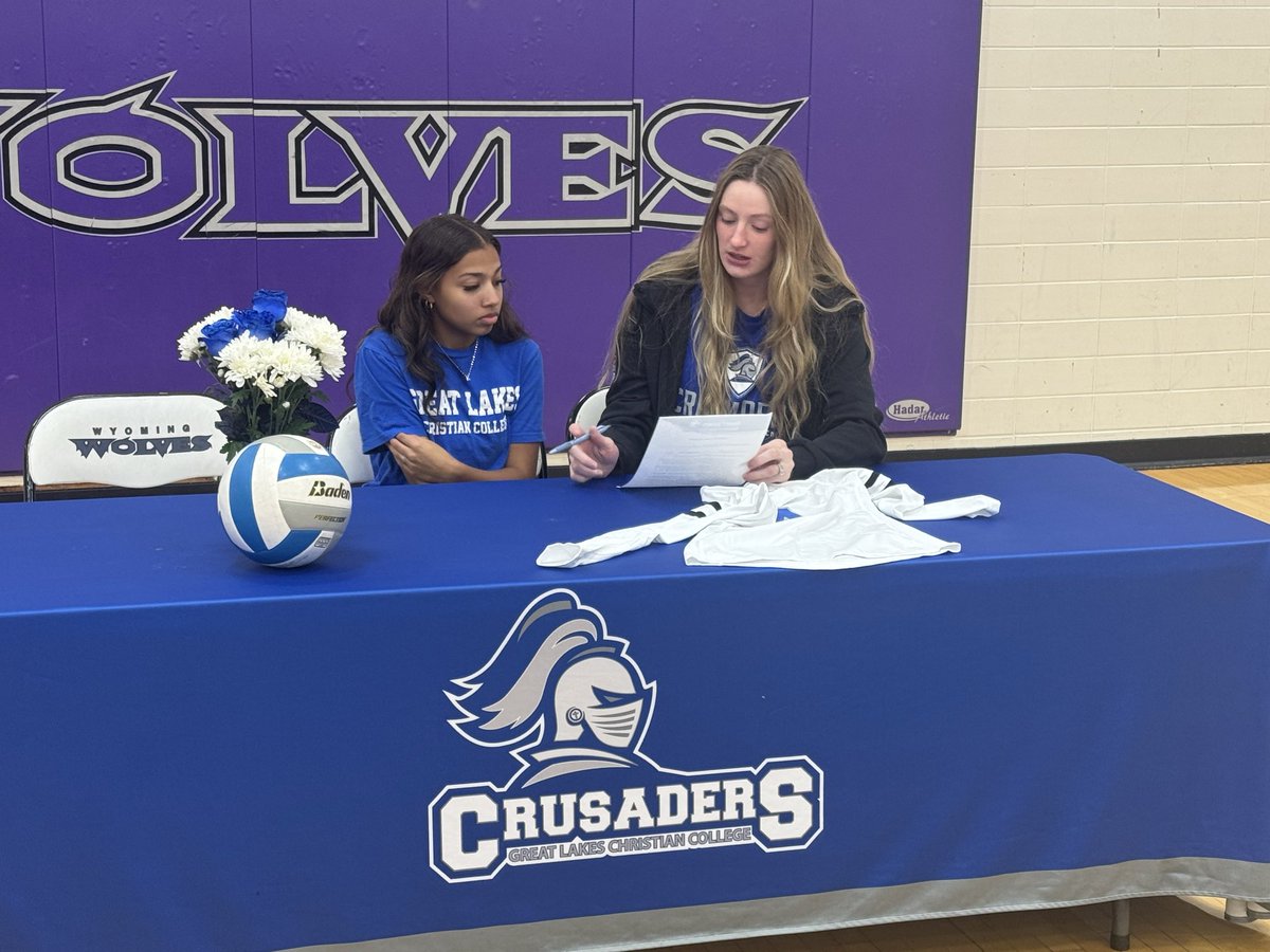 WyomingWolves's tweet photo. Congratulations to Kaidence Pitts for signing her National Letter of Intent to play Volleyball at Great Lakes Christian University. https://t.co/0G6tTcnTPM