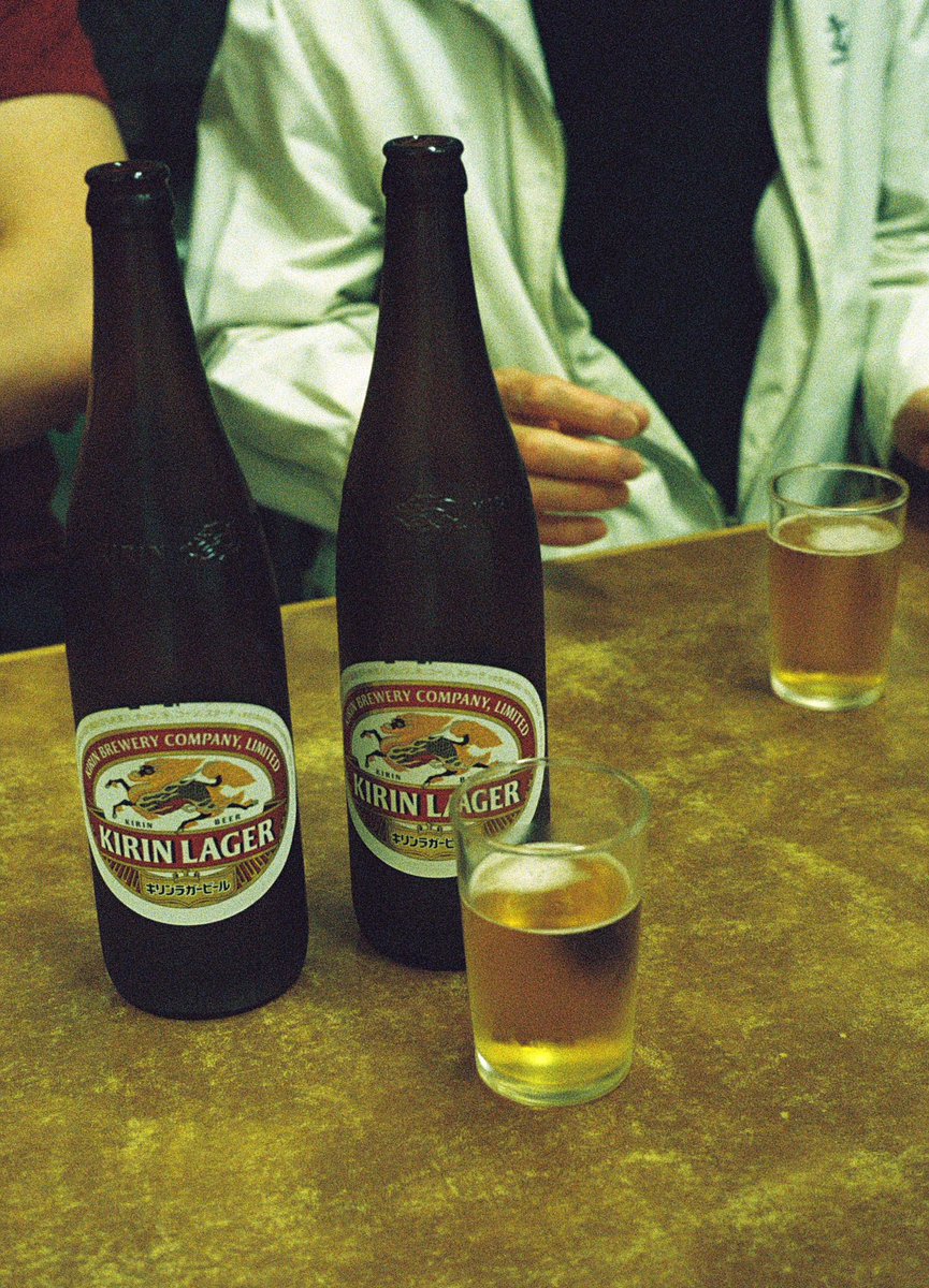 143271T's tweet photo. GWは近場で(EX)
職場の仲間と酒とバラの日
ワインじゃ無いけどね
Olympus PEN-D FUJI400
#フィルムカメラ https://t.co/G94K2wTa8K