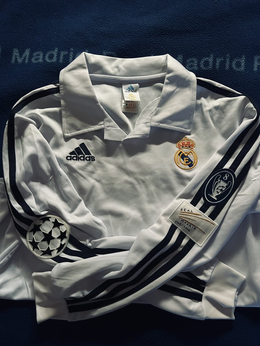 Sergio_RMCF1994's tweet photo. La novena sinfonía, al mando de Zinedine Zidane.🤍⚽️ https://t.co/8BN3ga8Gmp