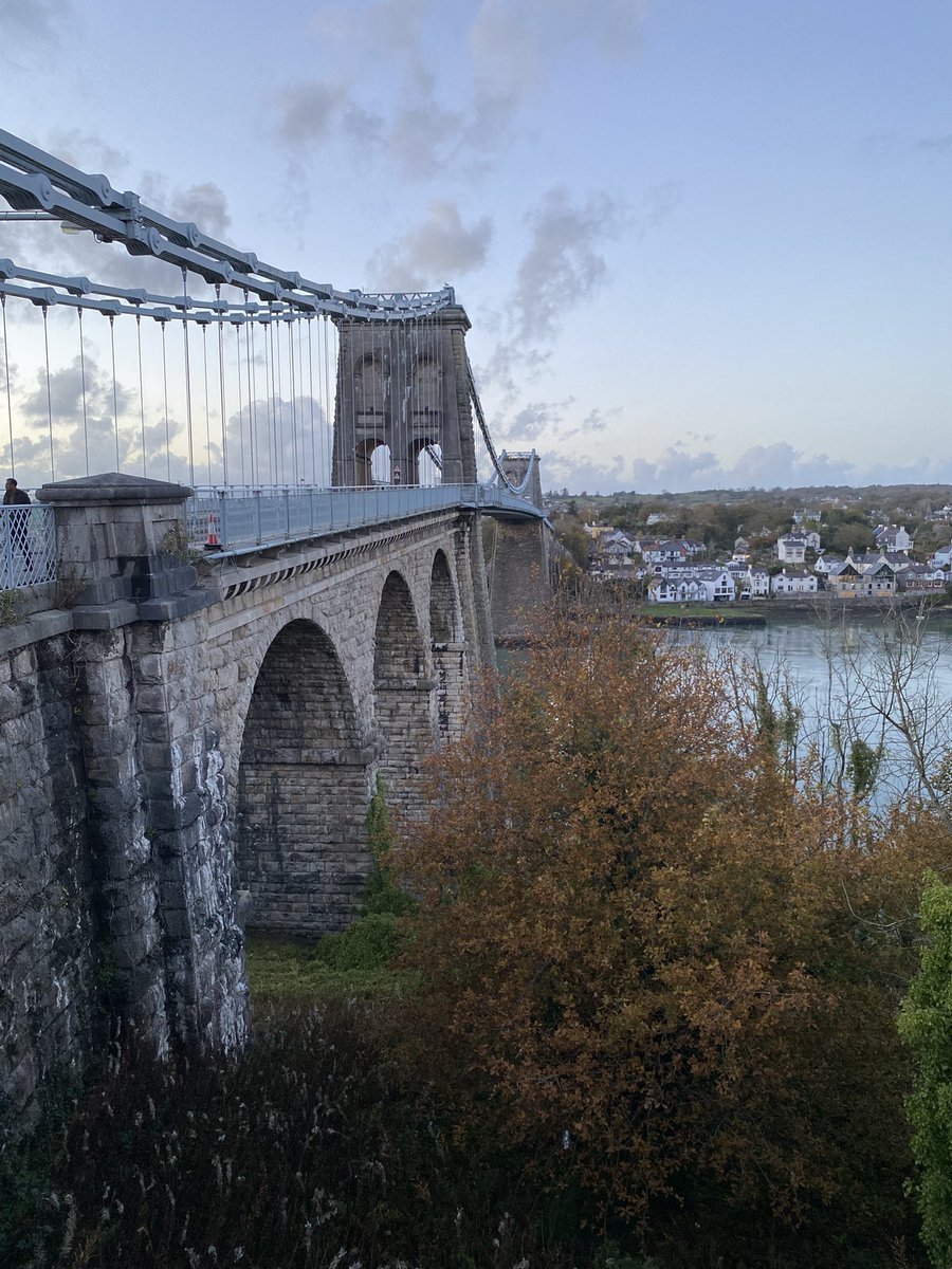 PhilWriterUKMa1's tweet photo. My British Manufacturing History blog has now received over 300,000 hits. Now exploring manufacturing places https://t.co/KQ91WHawsW https://t.co/fKlFdLnjBg