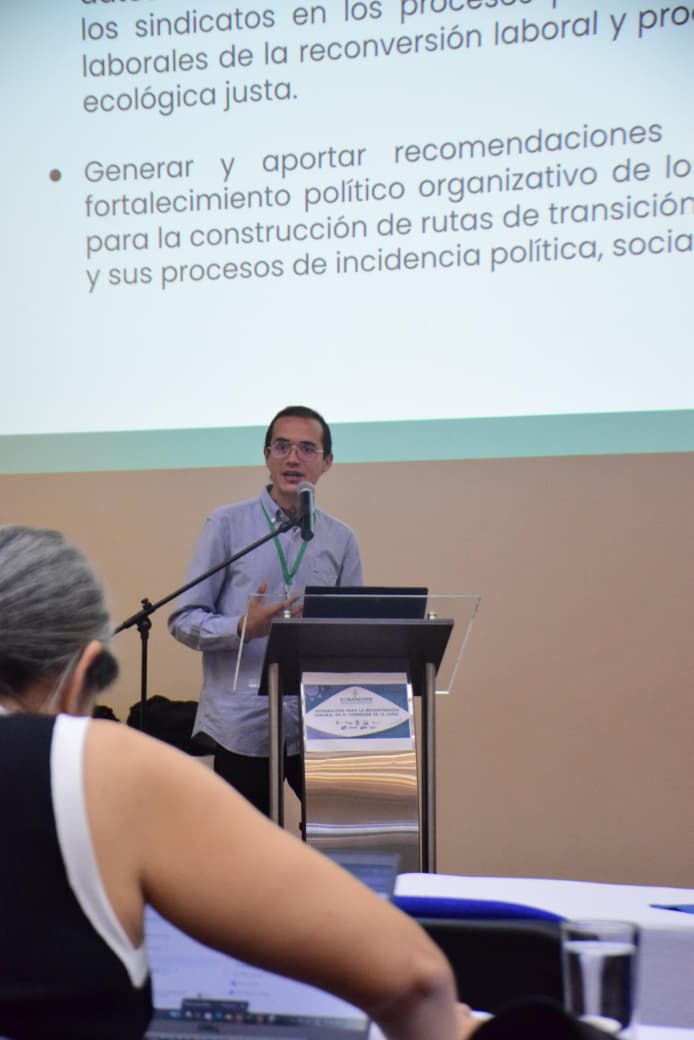 Central Unitaria de Trabajadores tweet media