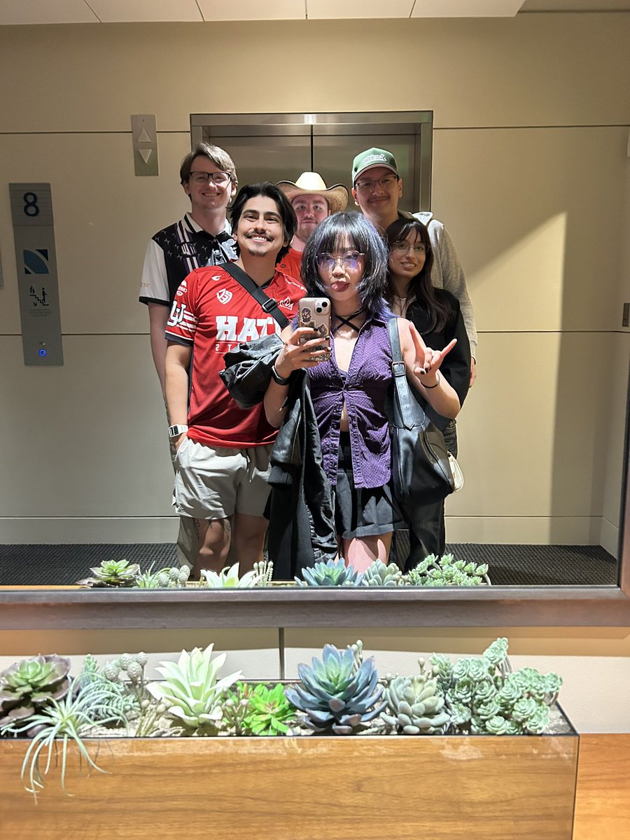 janet tweet media