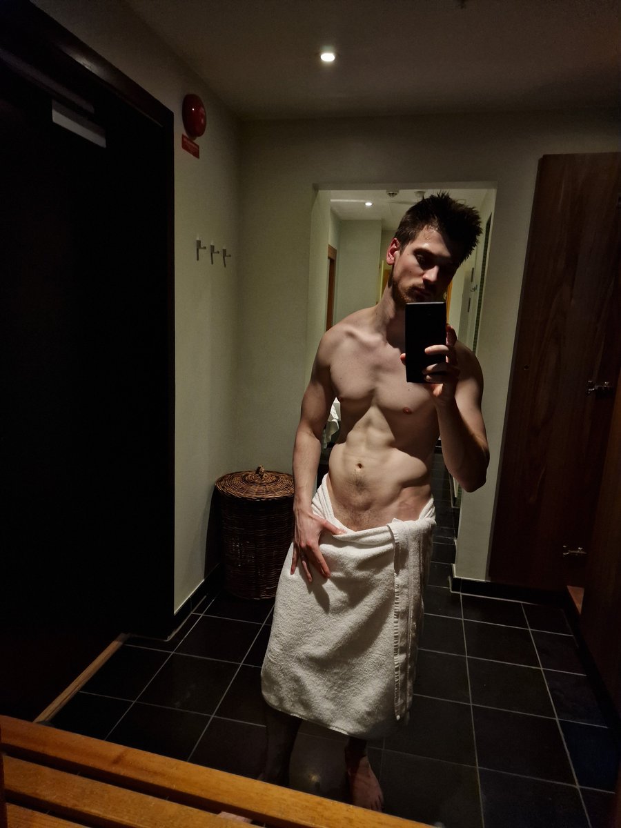 Snauwflake - Belgian Twink - Vers tweet media