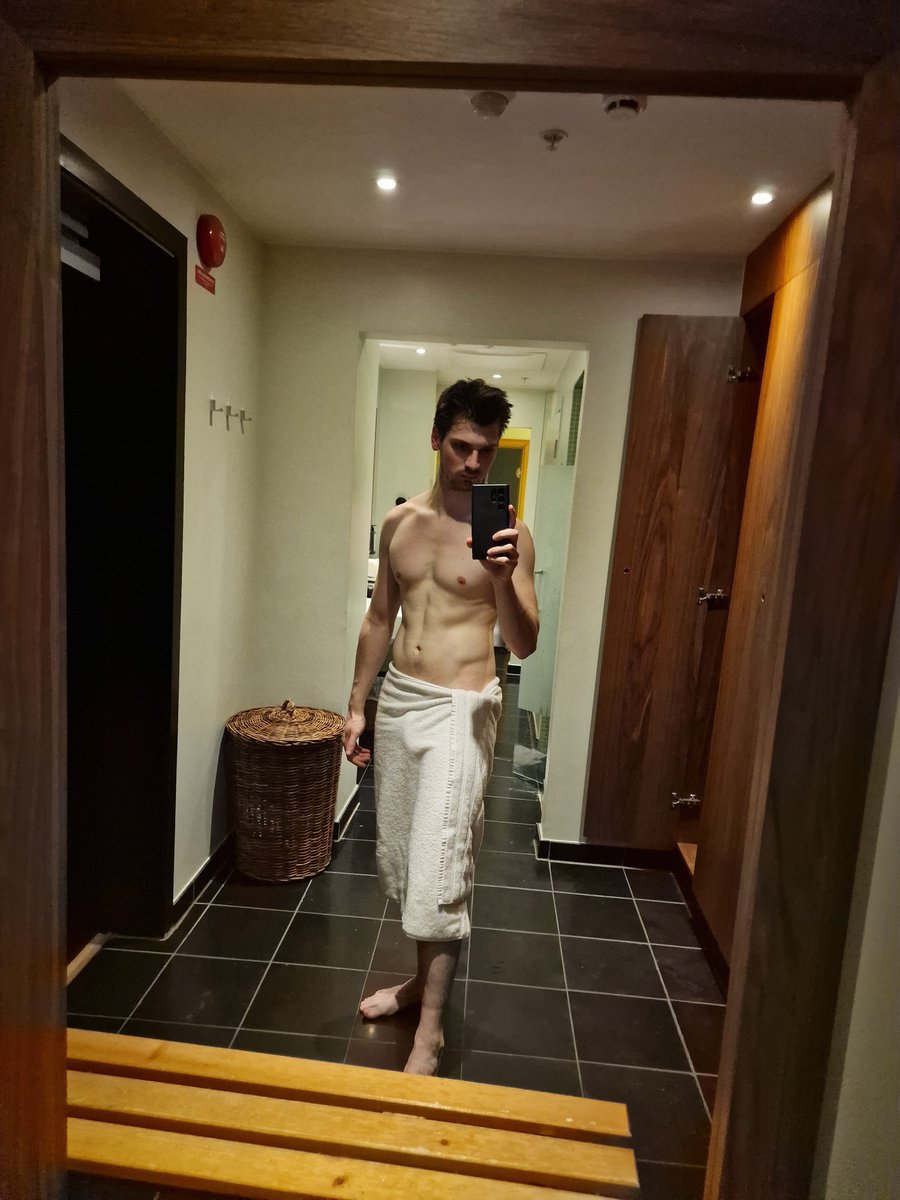 Snauwflake - Belgian Twink - Vers tweet media