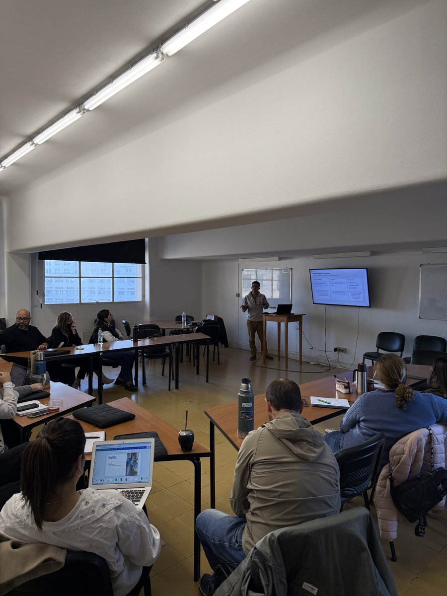 InstitutodeHig1's tweet photo. 👩‍🏫 Curso de Posgrado en Epidemiología, Administración de Salud  de la Diplomatura en Salud Pública"
Bajo la coordinación del Soc. Franco González. Desde un enfoque de gestión y análisis sanitario. https://t.co/k38kD1YXj5