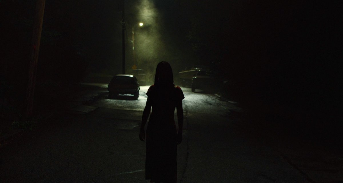 Deividruan3p's tweet photo. Gente de vdd confiem em mim quando eu digo: VOCES PREISAM VER Widow's Bay.

Sério, a serie começa parecendo um Stephen King se fosse comédia com uma trama que lembra muito The Fog, mas cada episódio é um tipo de terror diferente baseado em desconforto. 
+ https://t.co/RAG3lZep5m