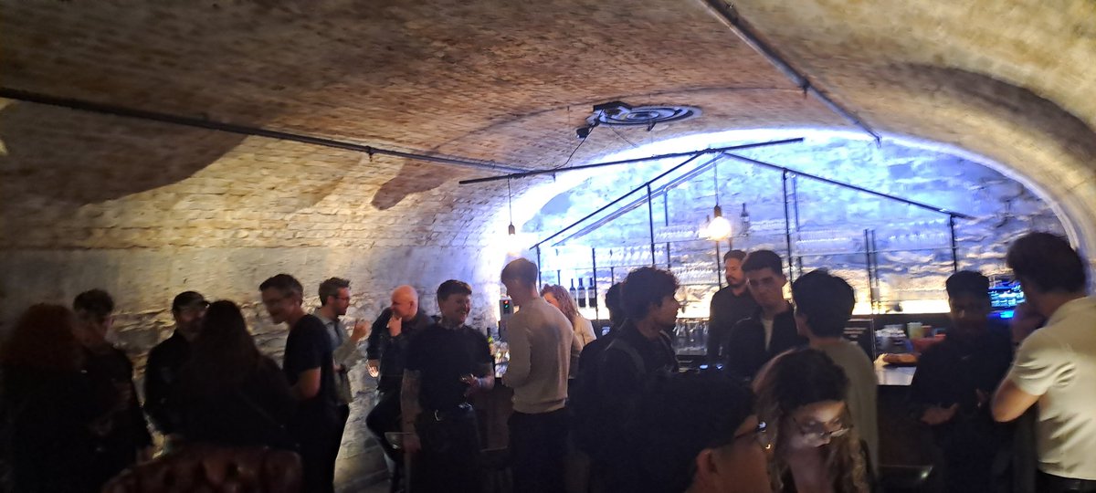 Zolanear_'s tweet photo. Hanging out in dogpatch labs for the Solana Frontier Demo day with @superteamIE ☘️ https://t.co/y21t3LuTyS