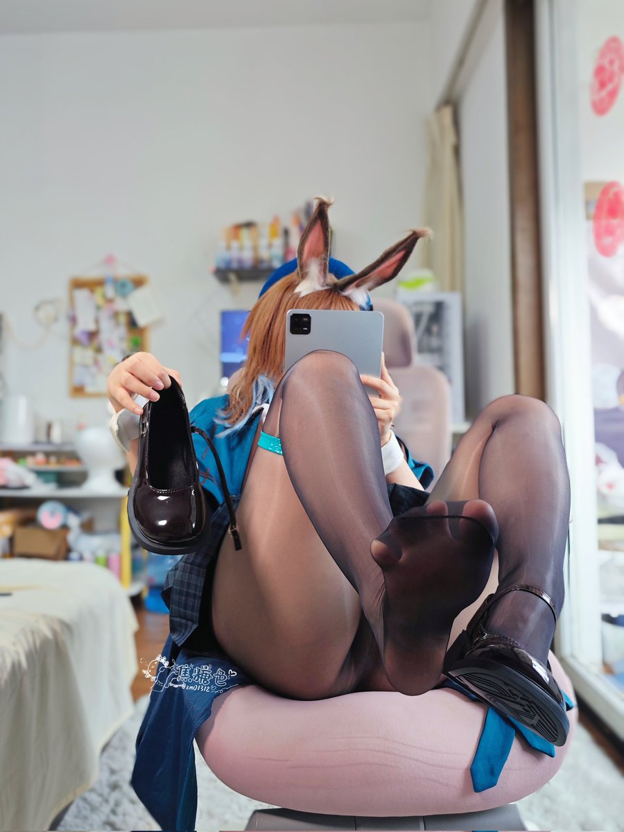 焦糖色 tweet media