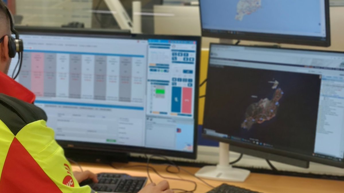 112 Canarias tweet media