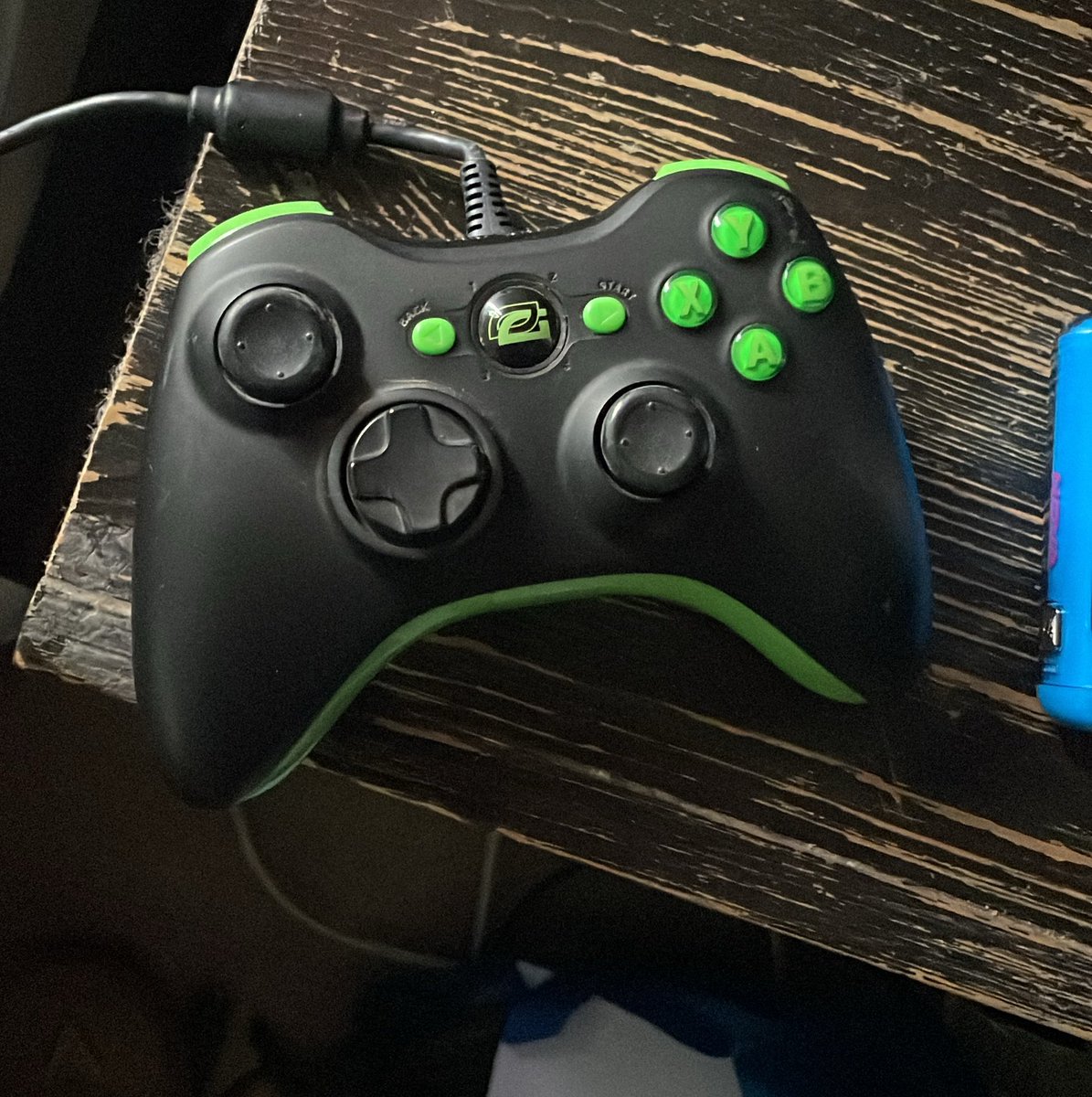 Kuhzy_'s tweet photo. Check out this relic of a controller I found.

My old 360 scuf from back in the day @OpTic @ScufGaming https://t.co/ikXRhNYh6V