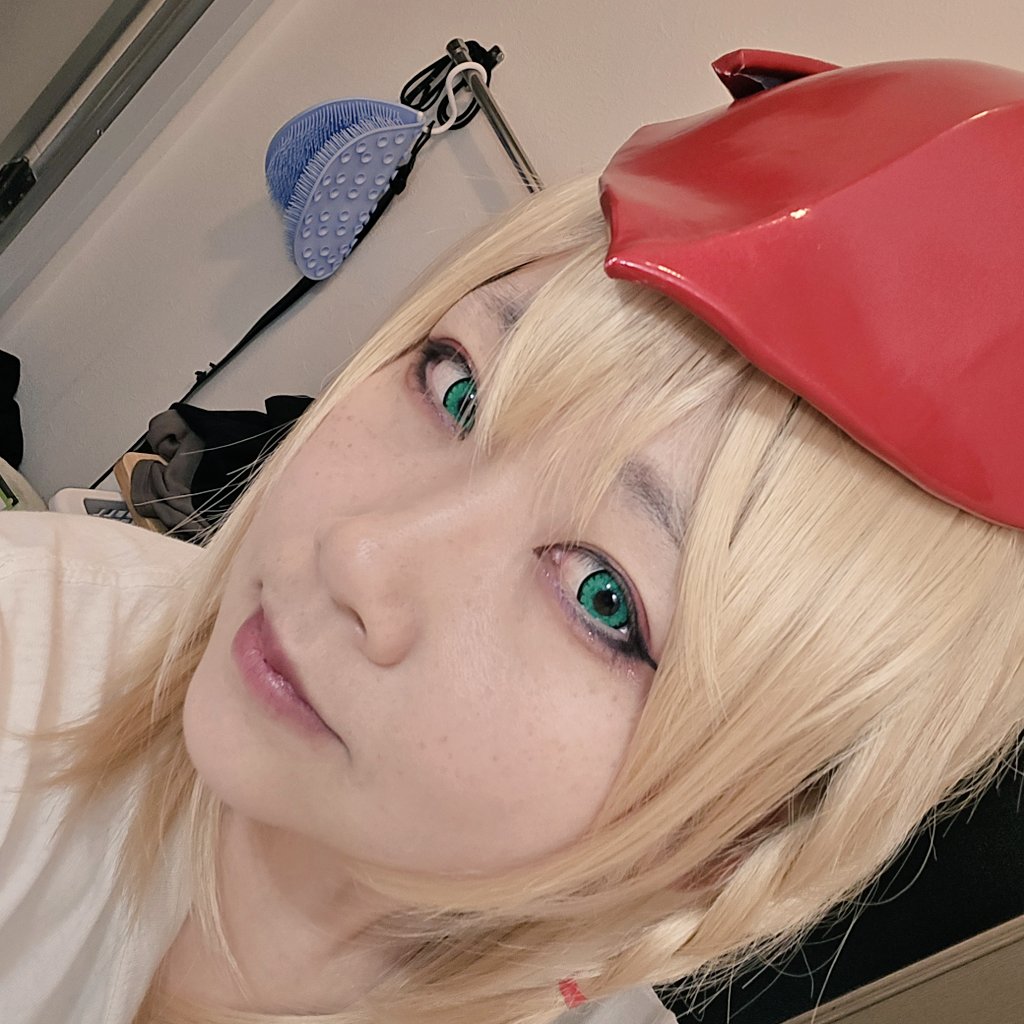 緋水 tweet media