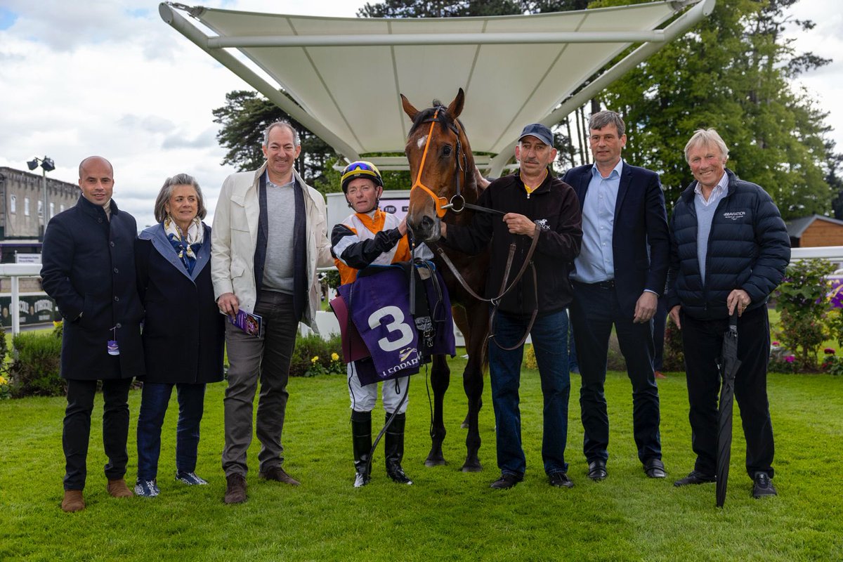 Leopardstown RC tweet media
