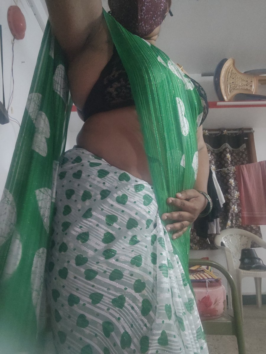 ChellamIniya's tweet photo. @ChellamIniya 
Vanga maja pannalama 💦💦💦 sareeya kaladi bra va kaladi ahhhhhhh ssssssssss you baby https://t.co/KydjuufbYj