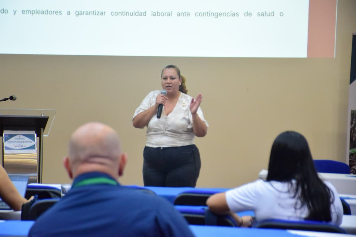 Central Unitaria de Trabajadores tweet media
