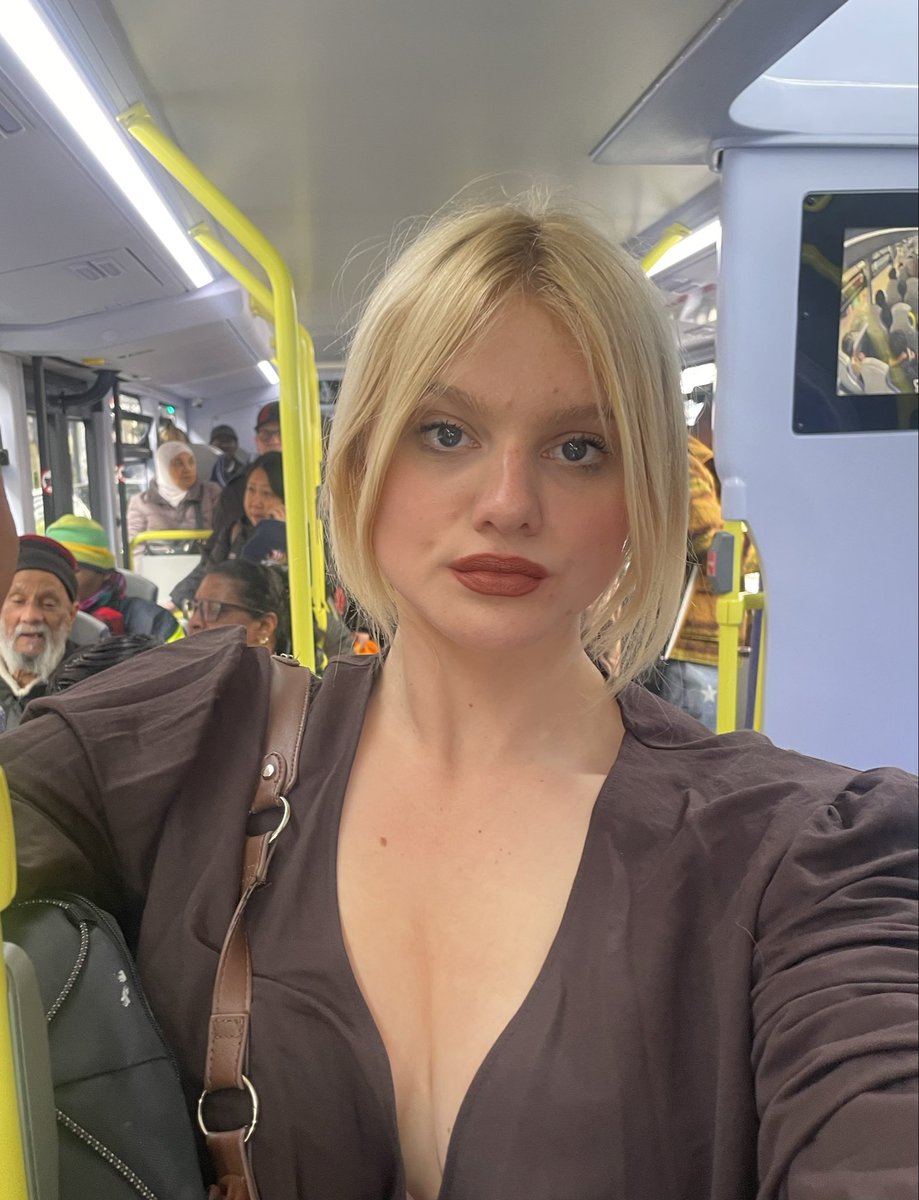 GeorgiaMaeCole1's tweet photo. In Londonstan for the March tomorrow- Pray for me not to get stabbed https://t.co/DgHVQ2OLG6