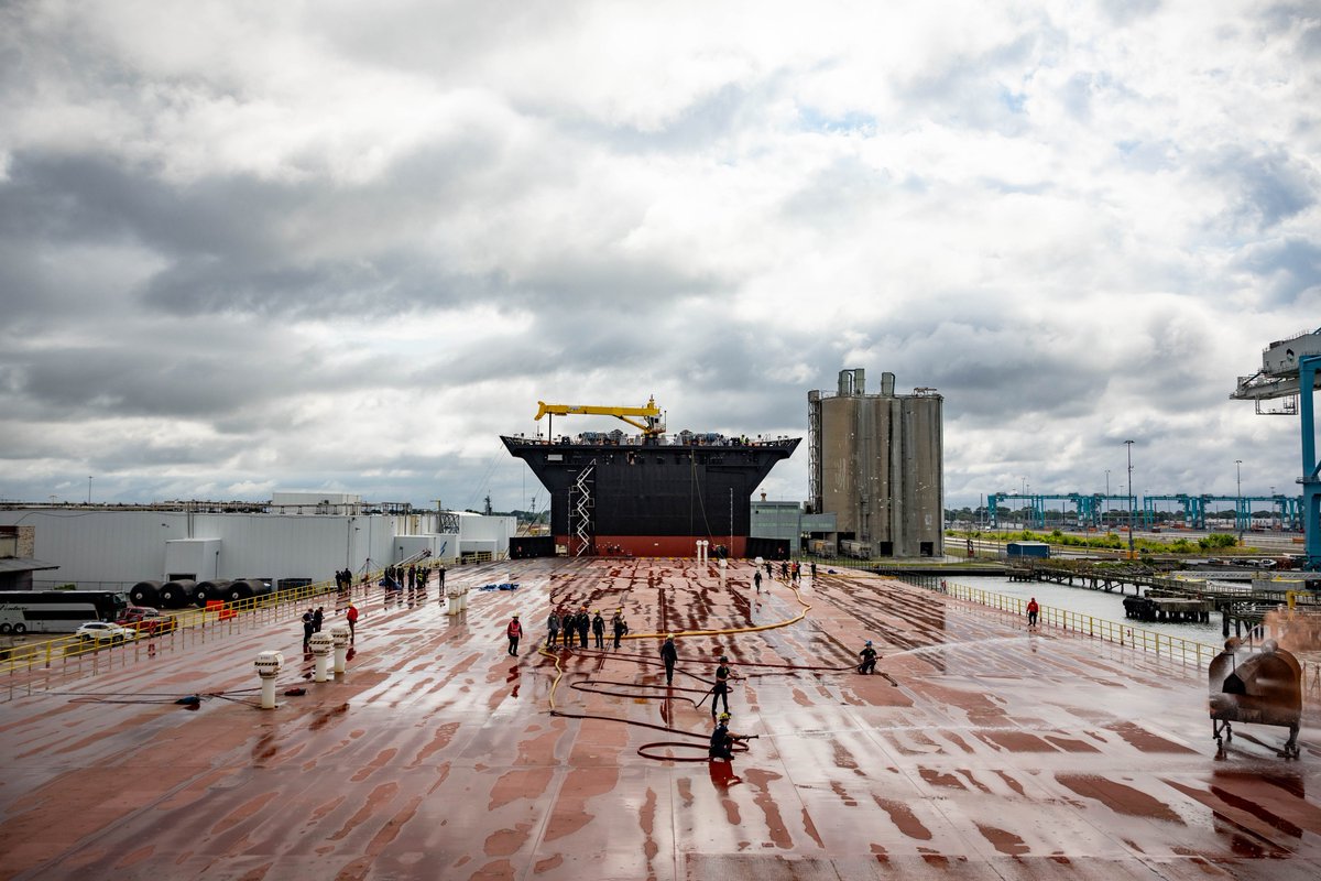 U.S. Navy's Military Sealift Command tweet media