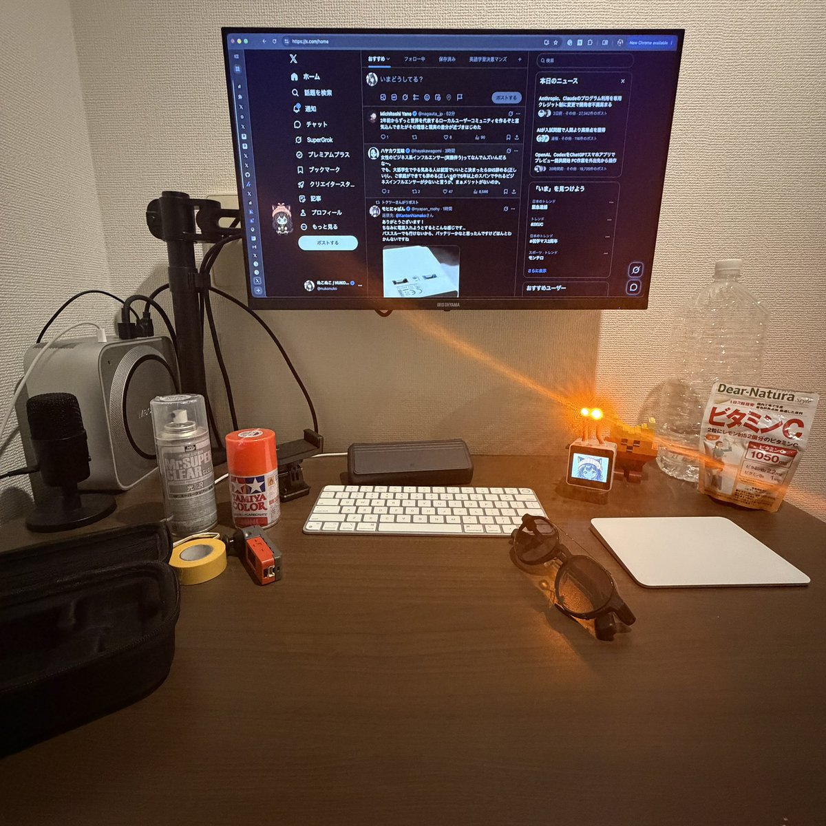 これを見た人は無言でデスクの写真を貼れ