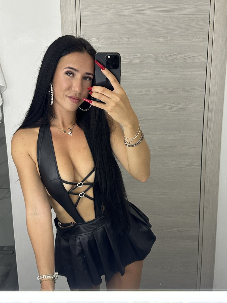 Rina tweet media