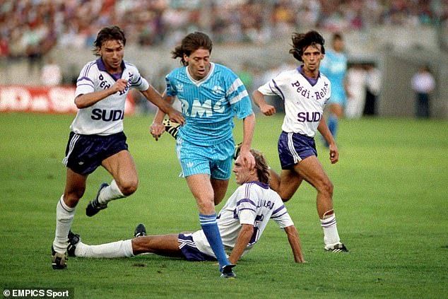 FootballRetroPlus tweet media