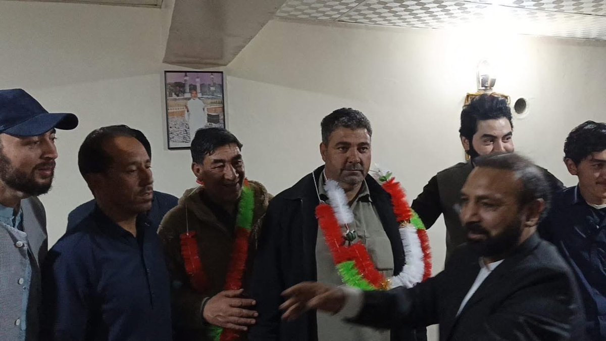 rajwa766's tweet photo. حاجی اکبر تابان کے قریبی ساتھی شبیر شامی نے پاکستان پیپلز پارٹی میں شمولیت اختیار کر لی۔

اس موقع پر پاکستان پیپلز پارٹی حلقہ ون کے امیدوار سید توقیر مہدی شاہ اور PYO ضلع سکردو کے صدر شاہد راجپوت نے شبیر شامی کو پارٹی میں خوش آمدید کہا۔
#PPP https://t.co/p7otOA2Nxu