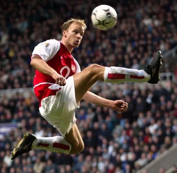 90s Football tweet media