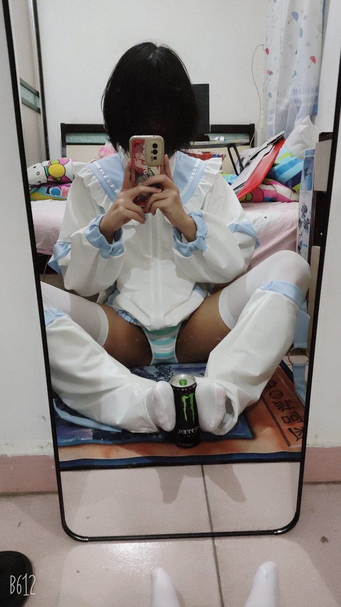 CurryFoxFish's tweet photo. 兄弟就是兄弟，兄弟不能是老婆，更不能是妈妈！

#男娘 #水色系 #魔爪 #蓝白碗 https://t.co/ZQ3VeXMrS7