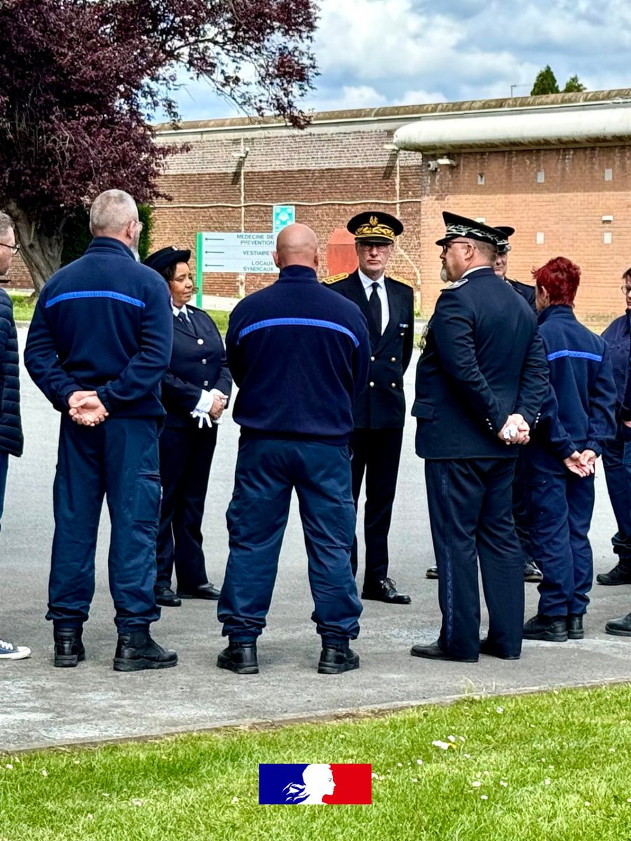 Image de Préfecture de la région Hauts-de-France et du Nord - Le sous-préfet de Douai, Pierre Azzopardi, s’est rendu à la maison d’arrêt de Douai pour rendre homm