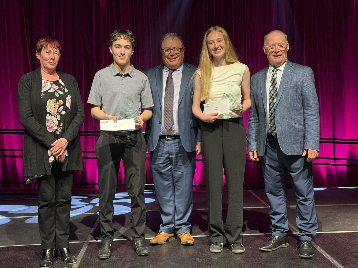 ODHigh's tweet photo. Brandon Phillpott and Claire Gibbons, both OD students, took home the award for Athlete of the Year at the MP Focus on Youth Awards! Congrats to these incredible athletes. Well deserved! @NLSchoolsCA https://t.co/L35IVnfDPC