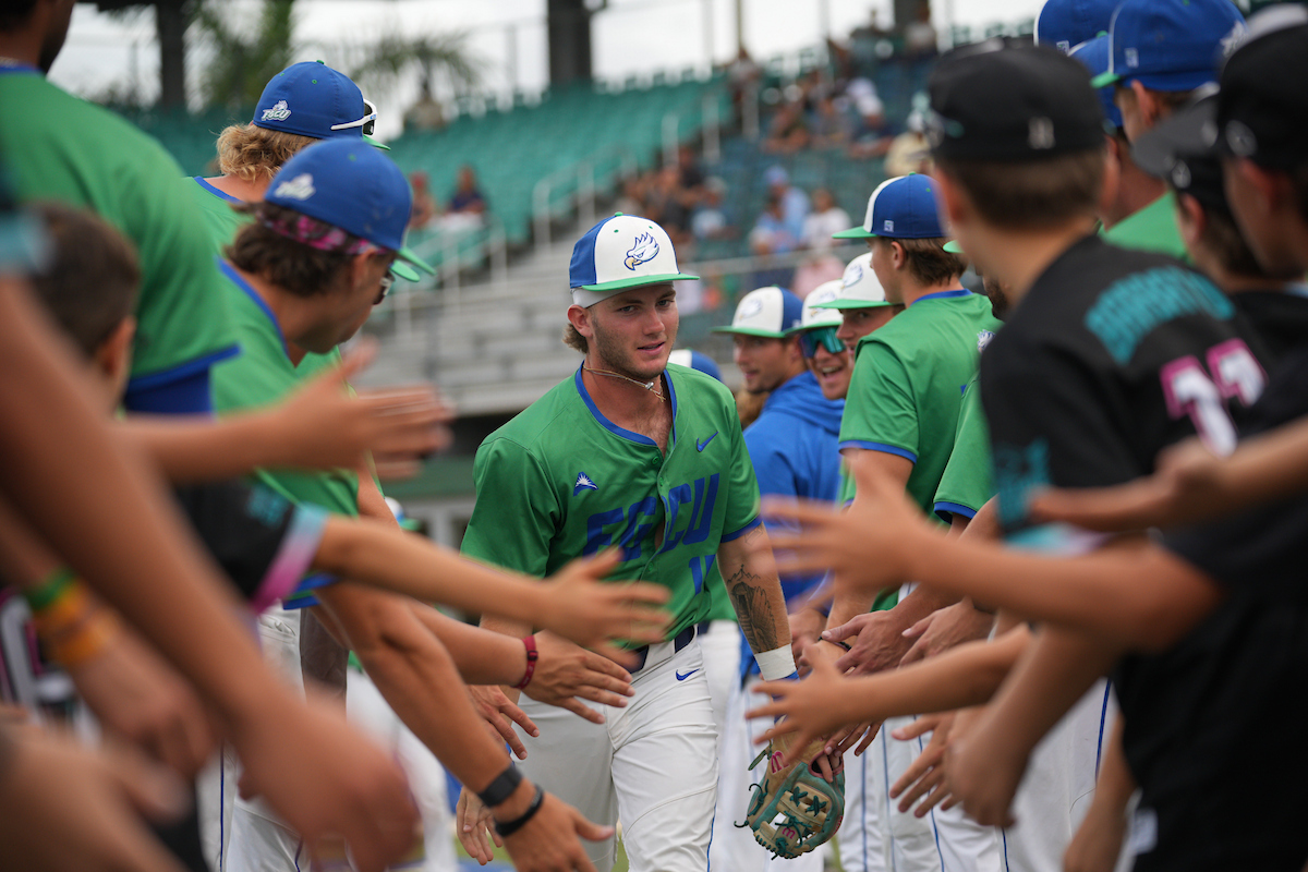 Florida Gulf Coast University tweet media