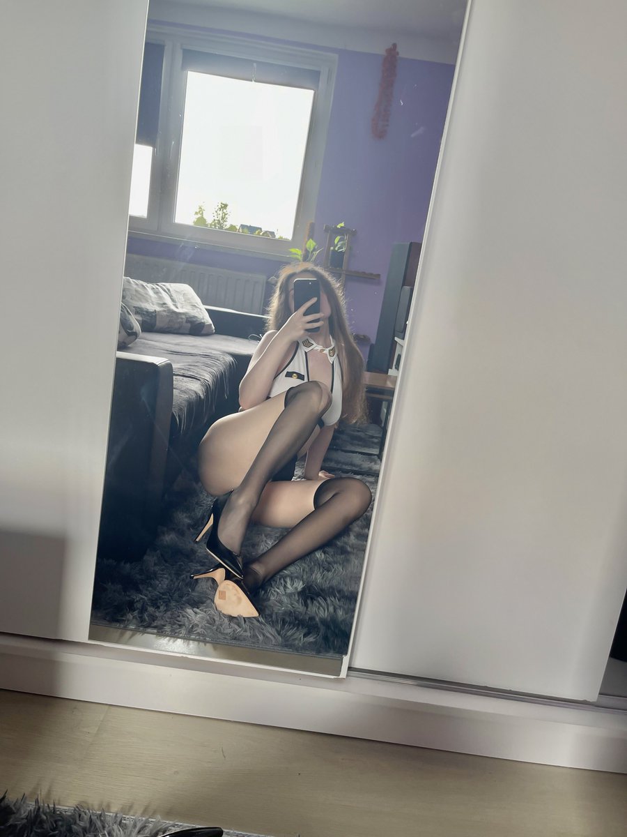 luxinka11's tweet photo. Nejsem sen🤭Jen tvoje oblíbené rozptýlení😜 https://t.co/gSSz7OlkBo
