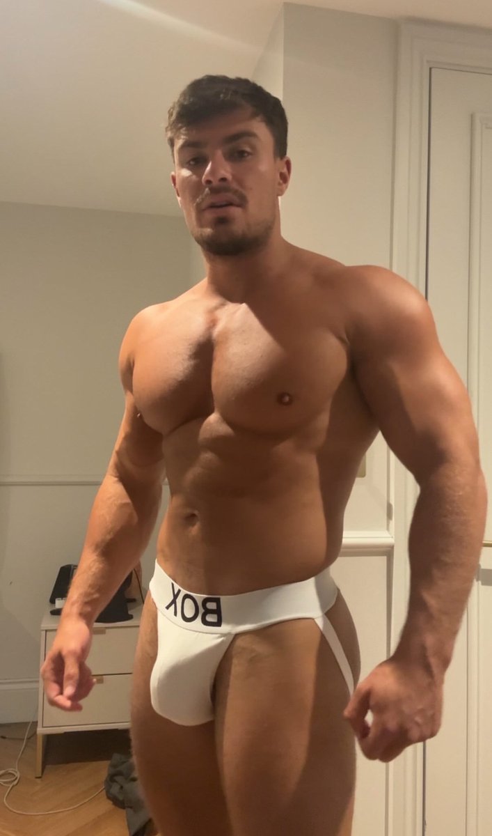 Juicy James tweet media