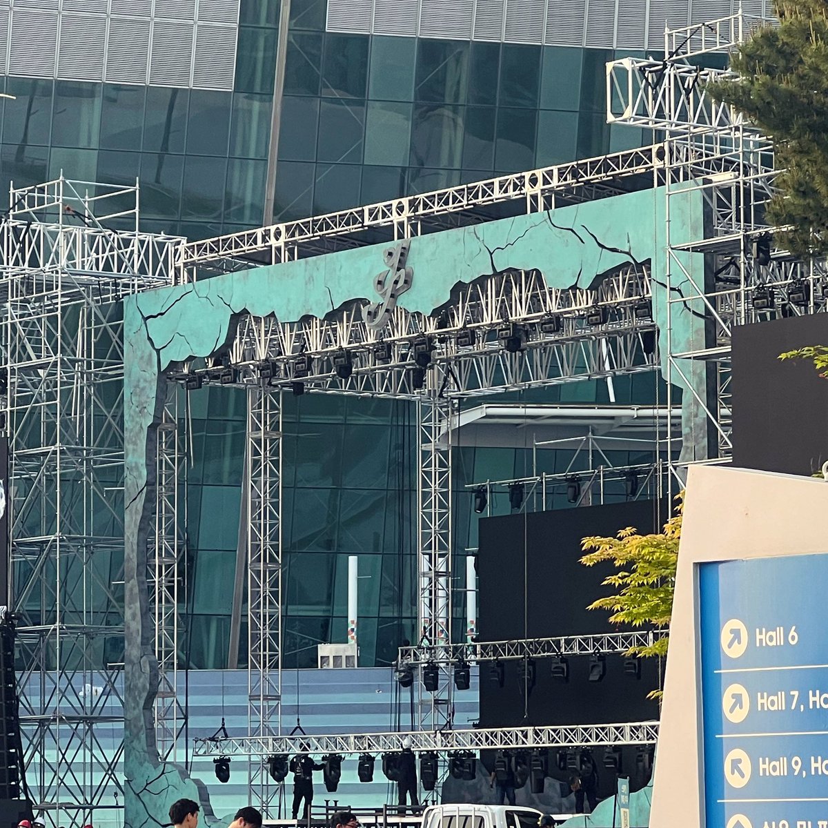 𝘿𝙪𝙫𝙚🥽 tweet media