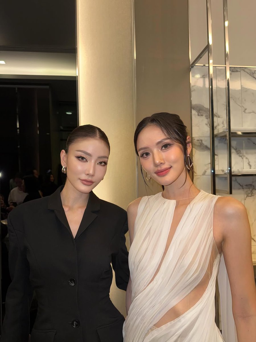pswp_sp's tweet photo. พี่มีนกับลูกหมีสวยมากเลย ㅜㅜ 🤍

#มีนาริณา #มีนเบ้บ #ลูกหมีซอนญ่า https://t.co/QRk5oxi14f