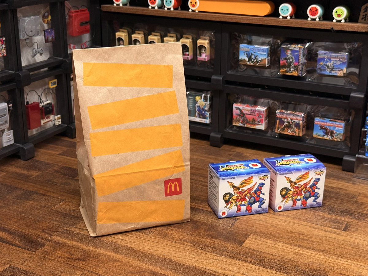 今日のおもちゃ。 ハッピーセットの｢へんしん！マクドナルドロボ｣を