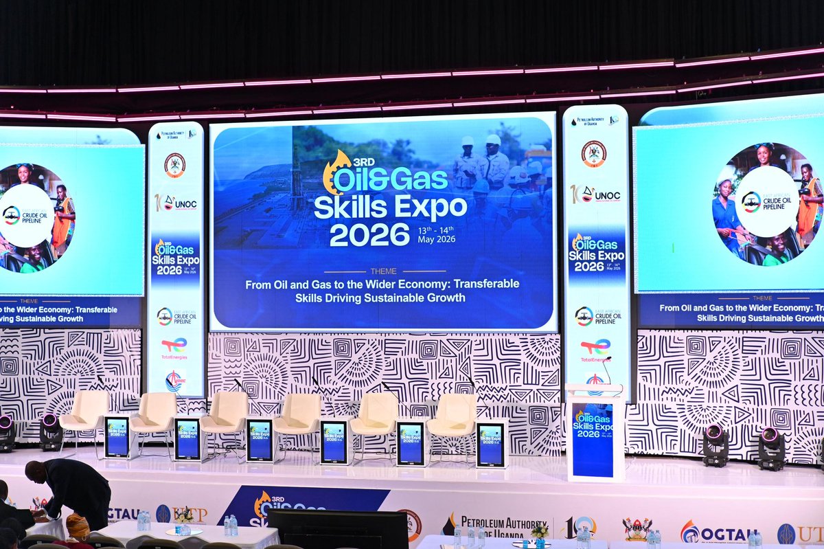 TVETCouncilUg's tweet photo. Our board chair @Allen_Kagina  delivered a keynote address at 3rd annual oil and gas skills expo 2026 under the theme “Empowering Uganda’s Workforce: Government Efforts in Unlocking Employment through Transferable Skills”. 
#OilskillsExpoUg26
#CreatingLastingValue 
@PAU_Uganda https://t.co/DsFMwvXS0k