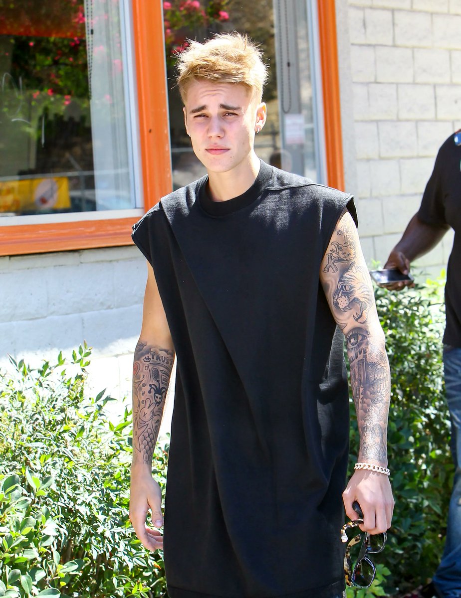 best of bizzle tweet media