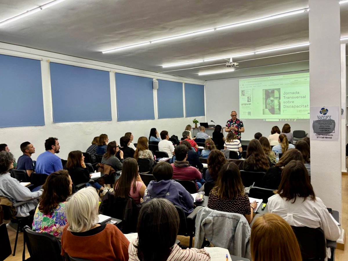 imasmallorca's tweet photo. 📣 Reunió transversal dels Serveis Comunitaris Bàsics de Mallorca – SSCB –.

🗣️ Hi han participat @3SalutMental i el Servei de Persones amb #disCapacitat de l'IMAS.

👉 Han presentat els seus serveis i hem treballat en grups de feina per a l'anàlisi de casos. https://t.co/LC1Jfw2Uxg