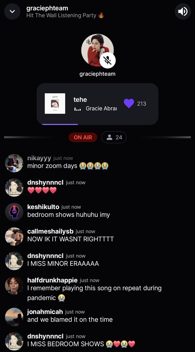 _multifandomgal's tweet photo. bedroom shows 🔛🔝 !!!! 🥹😭  #HitTheWallPH @gracieabrams @GraciePHTeam https://t.co/JqYedwf0Ra