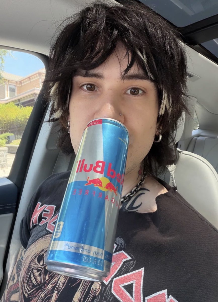 riley tweet media
