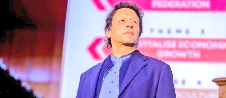 Sundas Khan🥀 tweet media