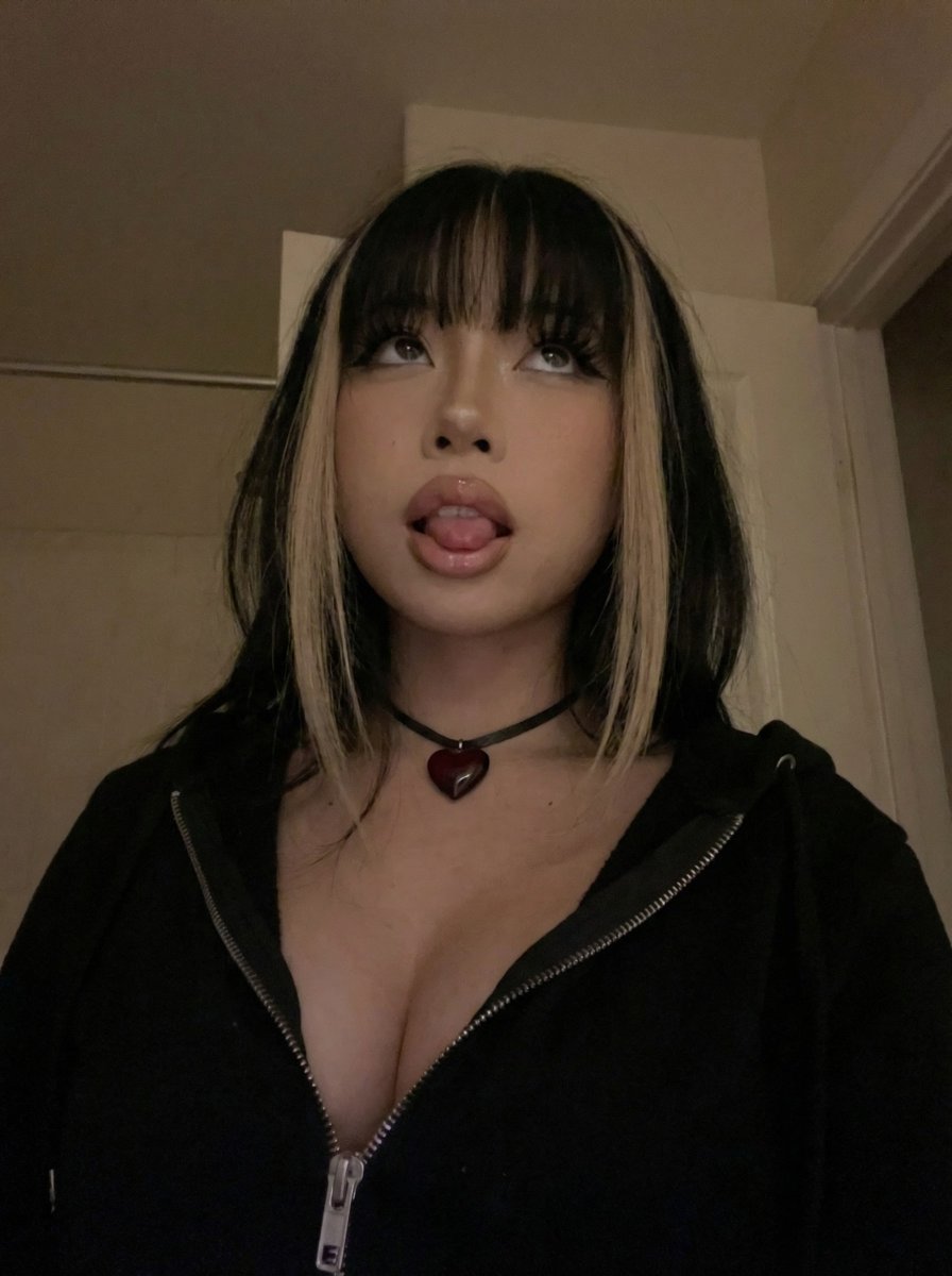 nuttingpink's tweet photo. Get to know me
•Name• cina
•Age• 19
•Ethnicity• Filipina
•Height• 1.64 cm
•Student•
#nsfwtwt https://t.co/ZghLaeM6Qg