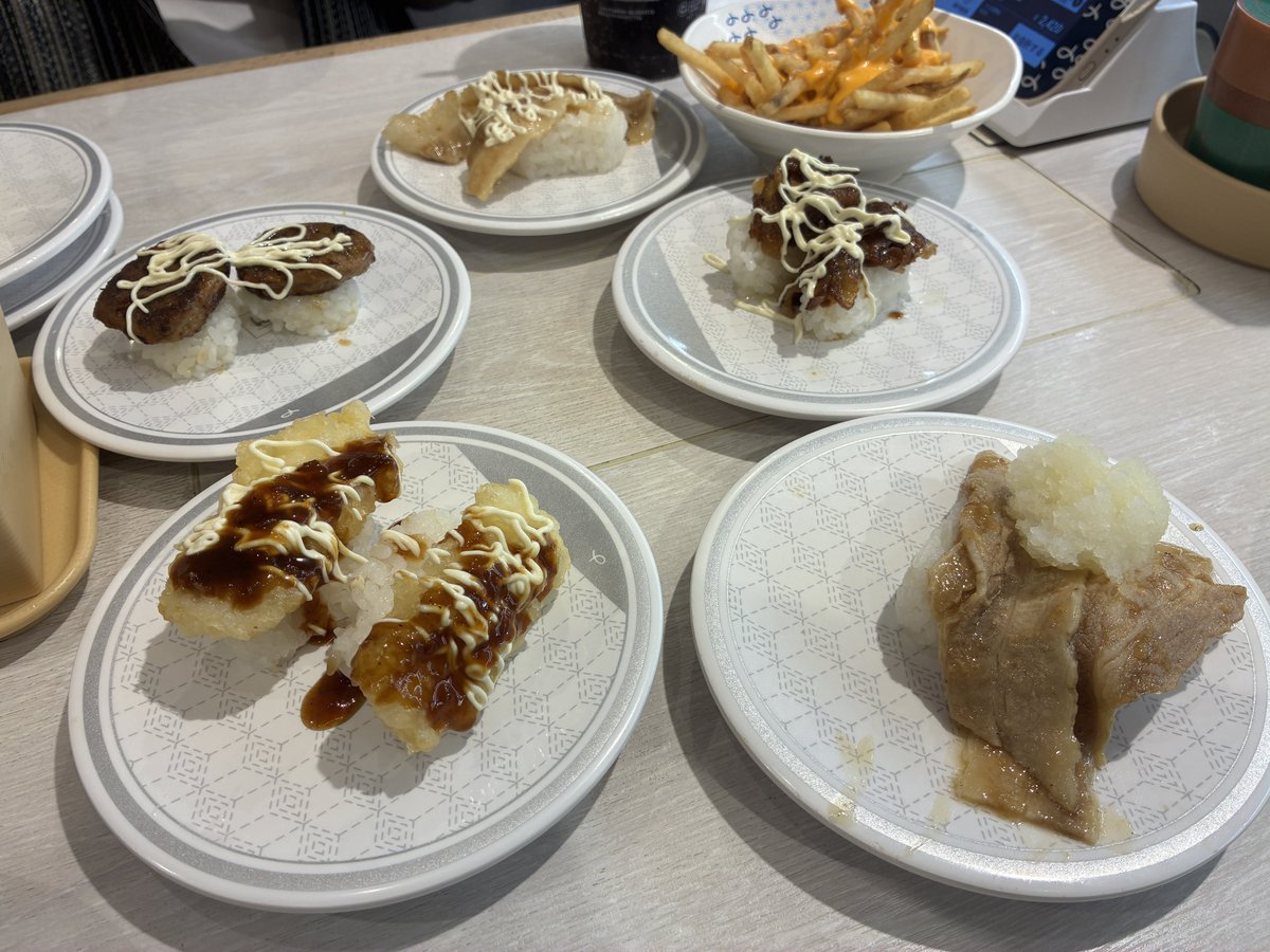 forestbear5's tweet photo. 本日はチャレンジデーとさせていただきました
一番美味かったのは真いかと食べ比べたアカイカ https://t.co/WmVRqgrbG9
